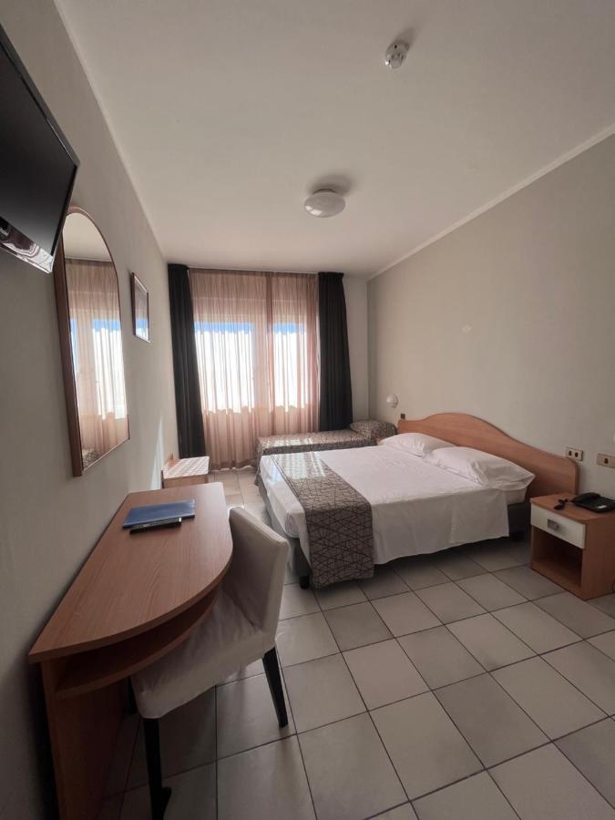 Hotel Letizia فولّونيكا المظهر الخارجي الصورة
