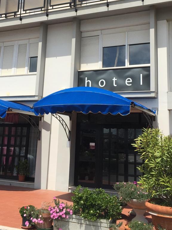 Hotel Letizia فولّونيكا المظهر الخارجي الصورة